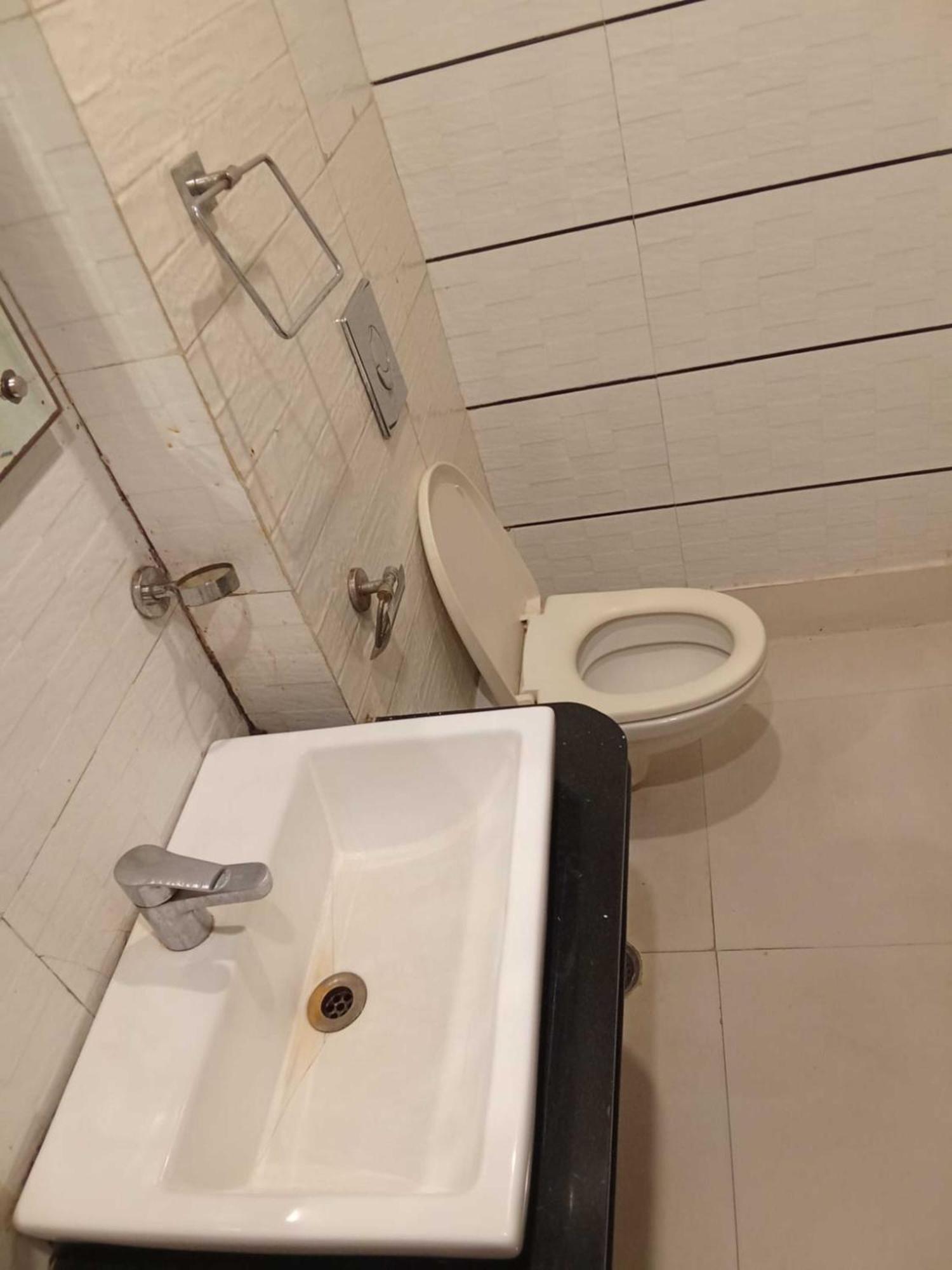 Paschim Vihar Ξενοδοχείο Δελχί Εξωτερικό φωτογραφία
